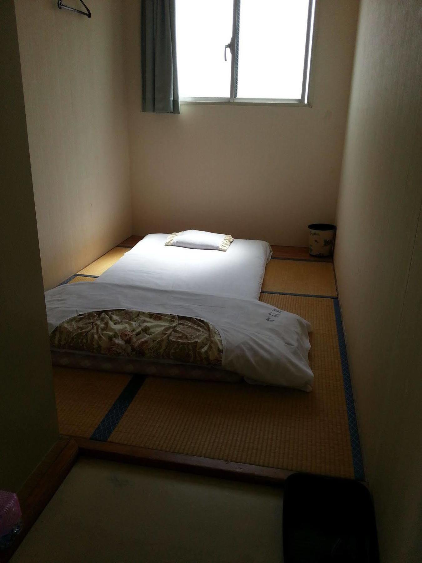 Business Hotel Shinbashi Osaka Dış mekan fotoğraf